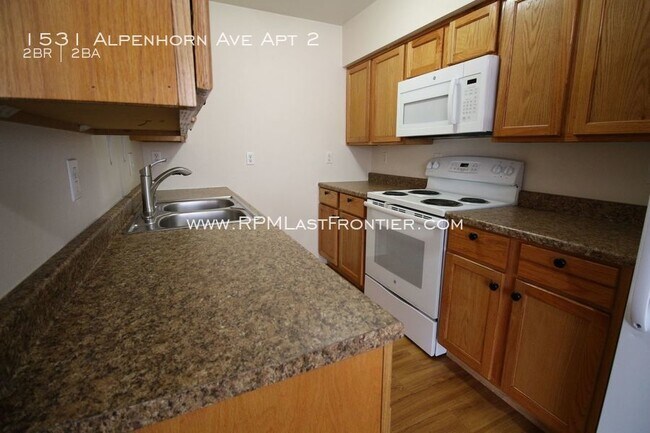 Building Photo - 1531 Alpenhorn Ave