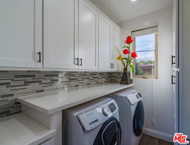 Building Photo - 3035 Wesley St