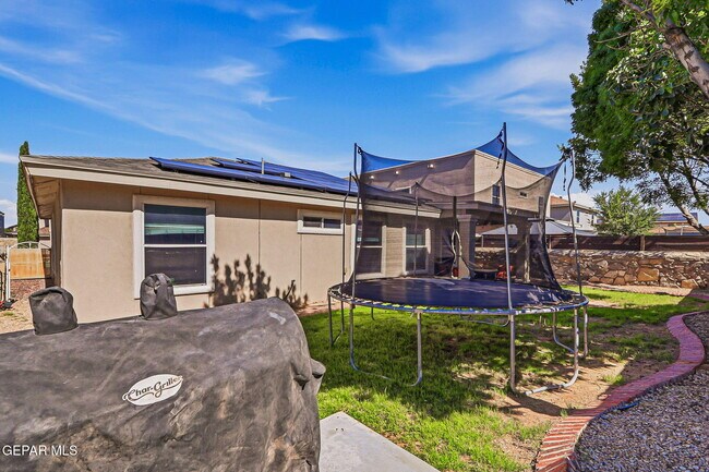 Building Photo - 3828 Tierra Aurora Dr