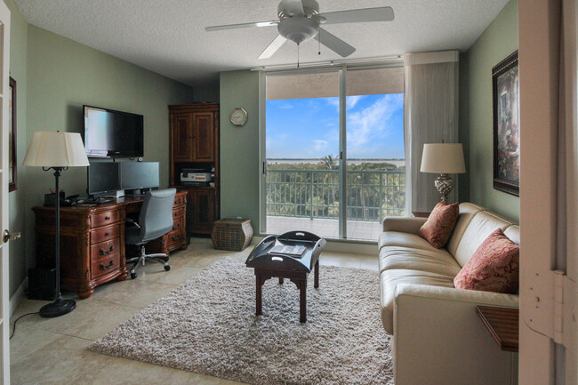 Building Photo - 8600 S Ocean Dr