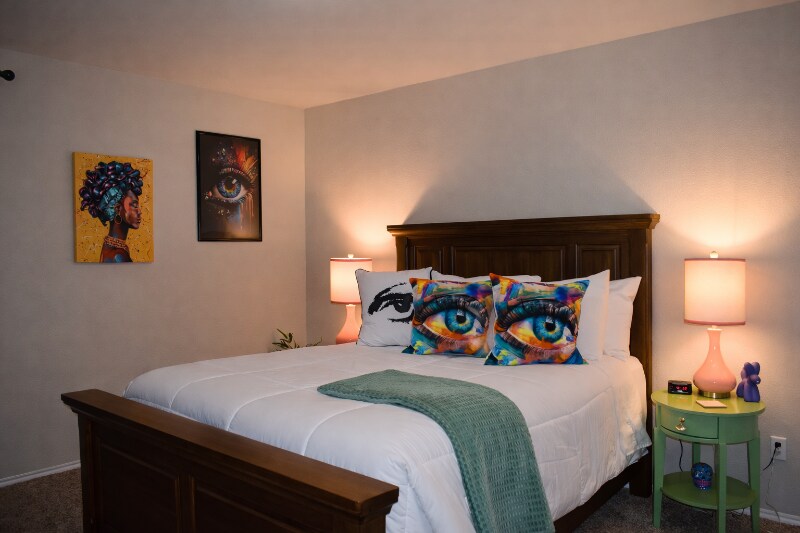 Building Photo - 619 Starlight Dr