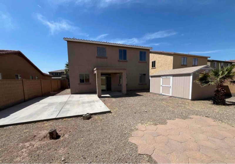 Building Photo - 7214 W St Charles Ave