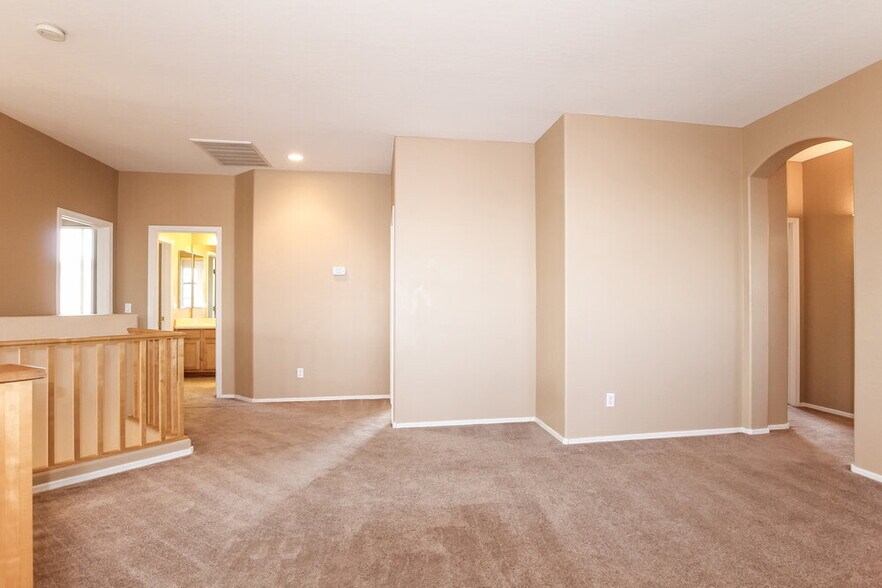 Building Photo - 6932 W Briles Rd