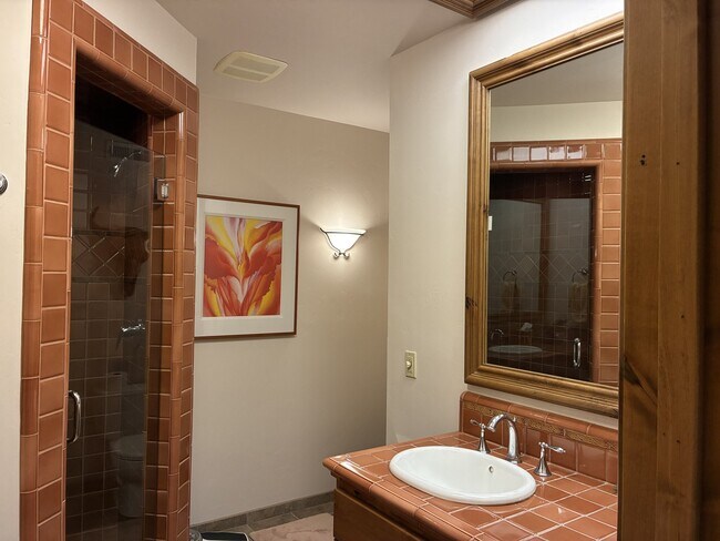 Building Photo - 10381 Reynold Way