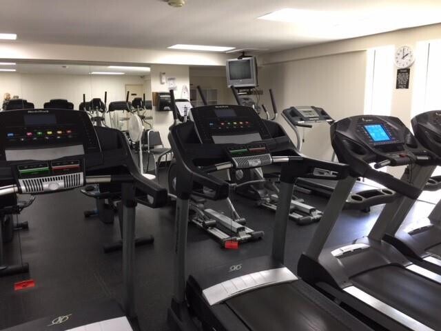 Building Photo - 111 Briny Ave