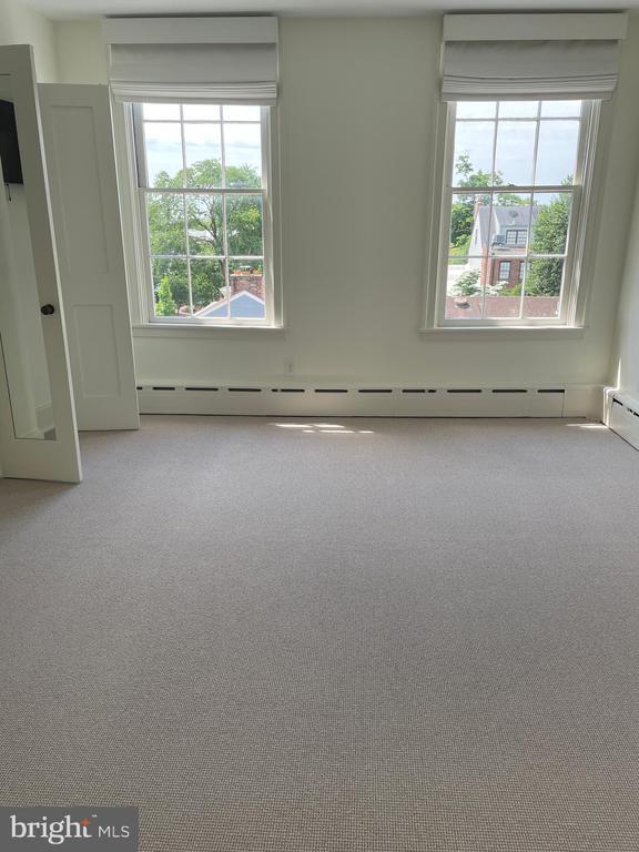 Building Photo - 2802 P St NW