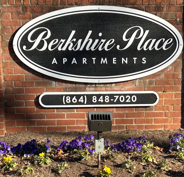 Primary Photo - Berkshire Place Apartments