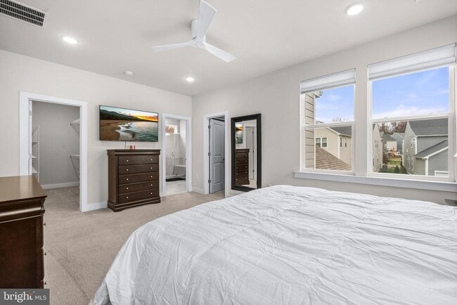 Building Photo - 1814 River Heritage Blvd