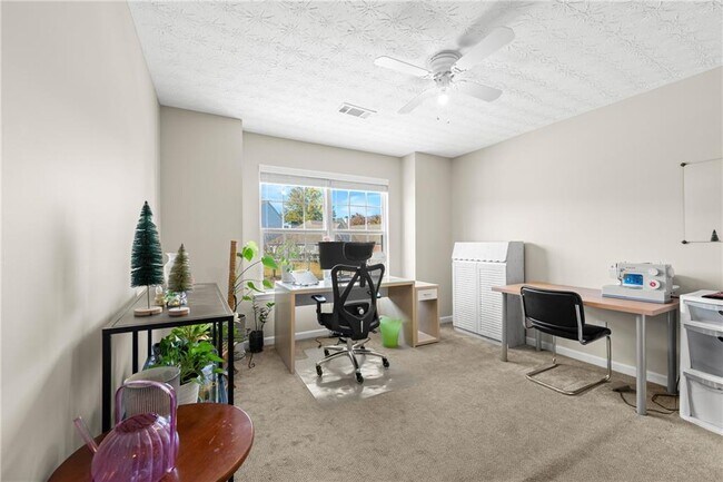 Building Photo - 3751 Roxfield Dr NE