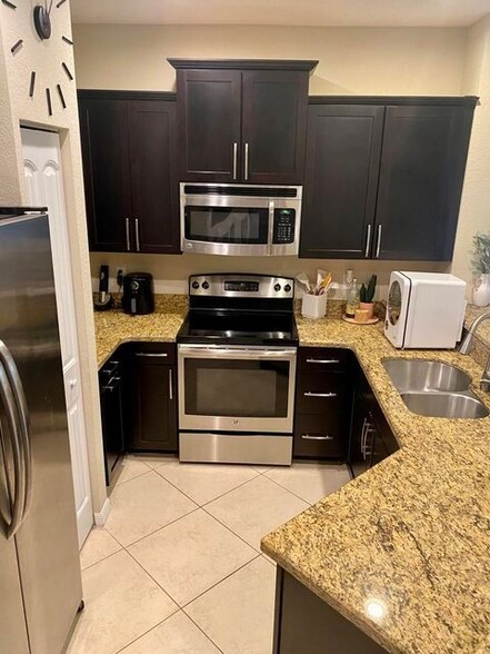 Primary Photo - 2622 Webb Ave