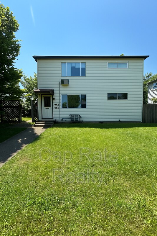 Primary Photo - 981 E 13th Ave