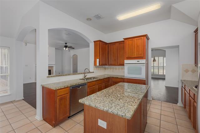 Building Photo - 1433 Woodmont Dr