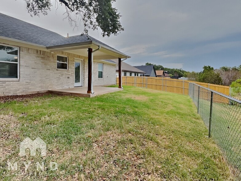Building Photo - 2715 San Gabriel Dr