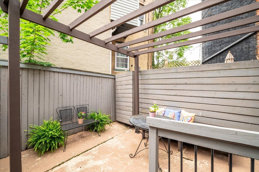 Private Outdoor Space - 1247 Maryland Ave NE