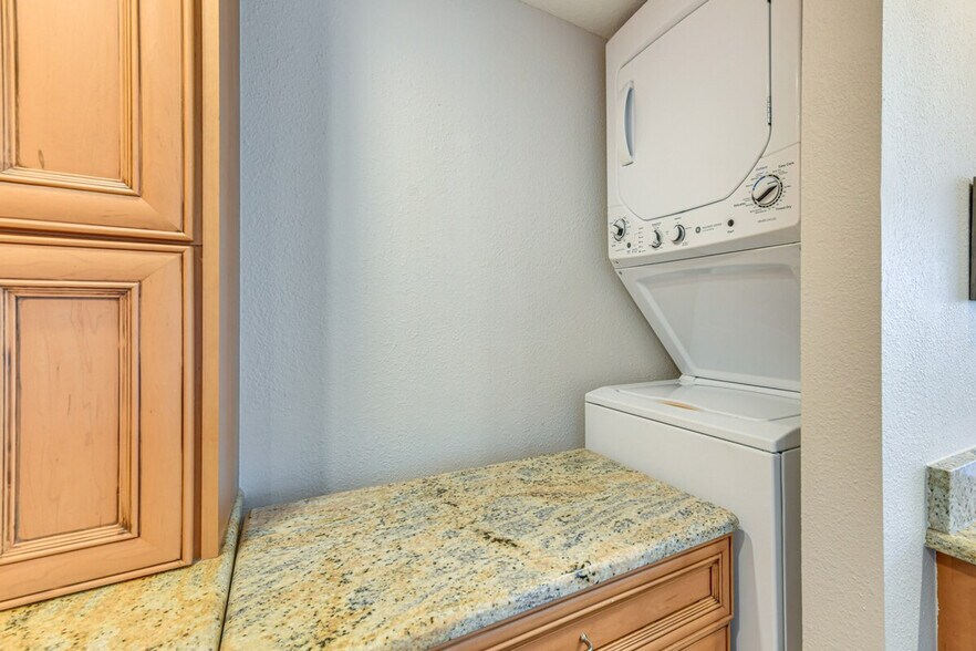 Building Photo - 109 Bayshore Rd