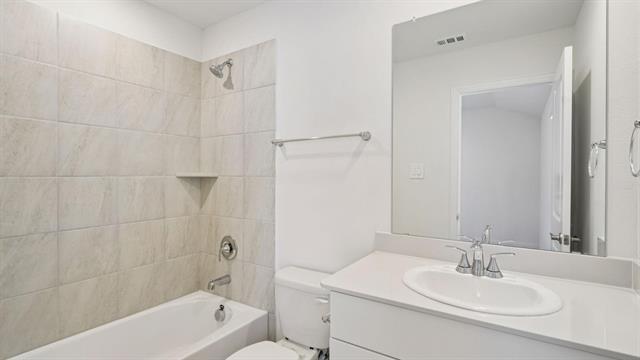 Building Photo - 6624 Vly Lk Ln