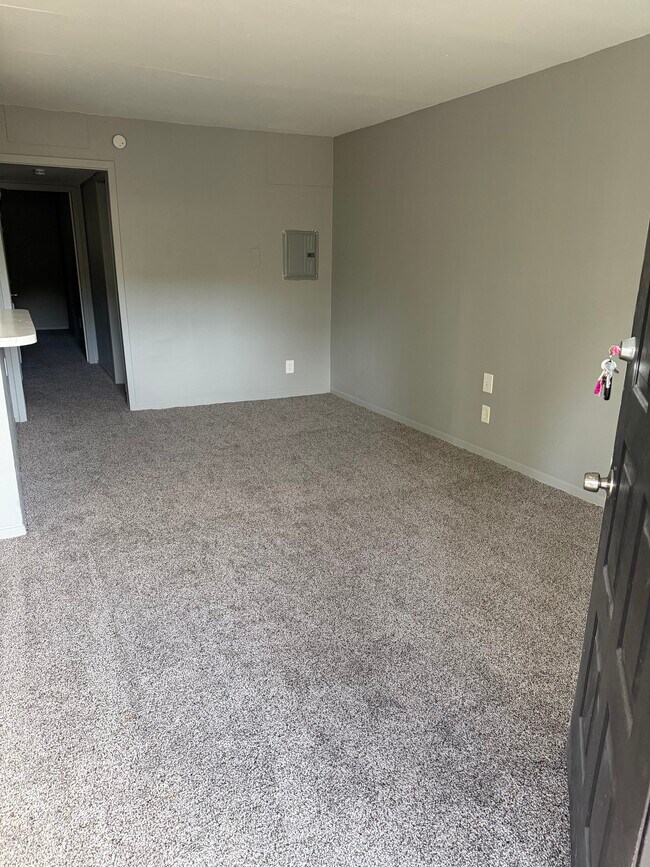 Building Photo - Pine Street Terrace