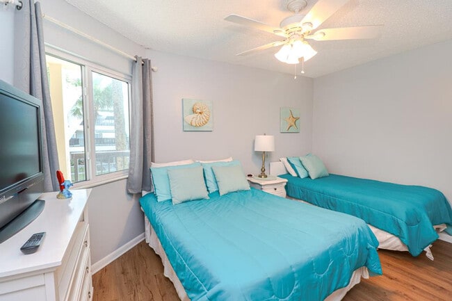 Building Photo - 95 Dondanville Rd