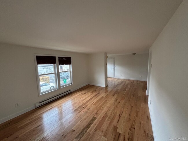 Building Photo - 8 S Brett St