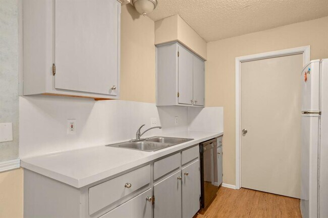Building Photo - 3505 Rocky Hollow Trail