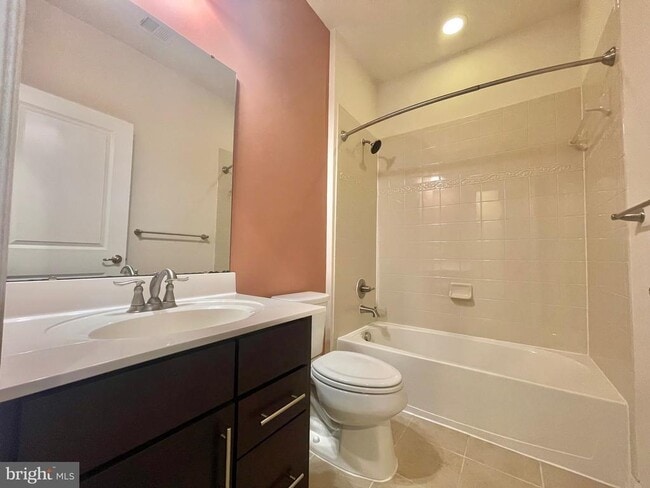 Building Photo - 9162 Landon House Ln