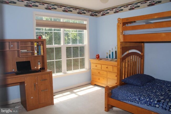 Building Photo - 134 Pendula Ct