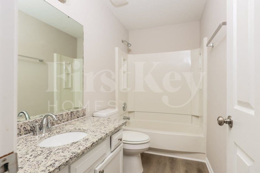 Building Photo - 11210 Isthmus Ct