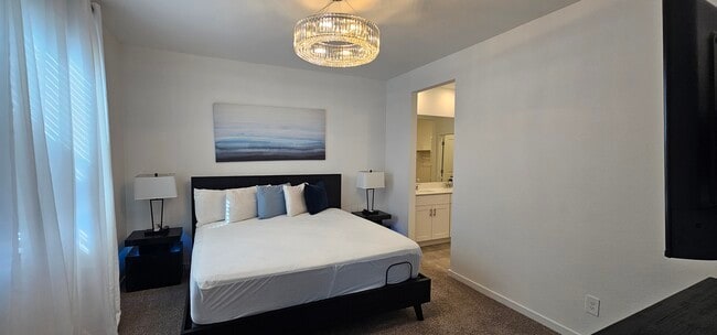 Building Photo - 3049 Hayden Rose Ave