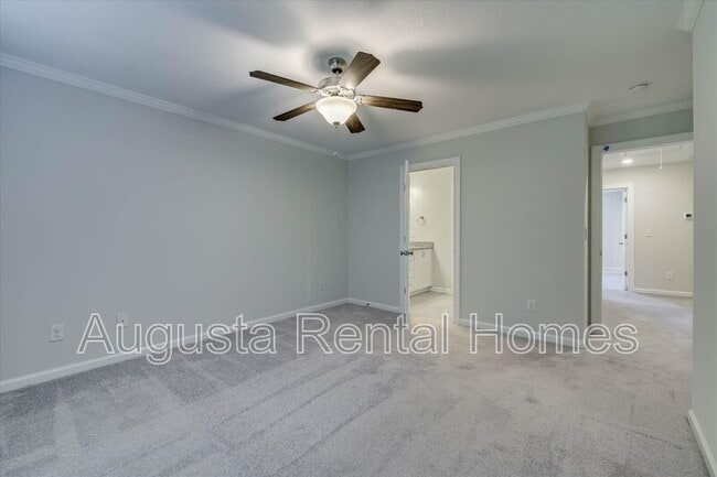 Building Photo - 504 Vinings Dr