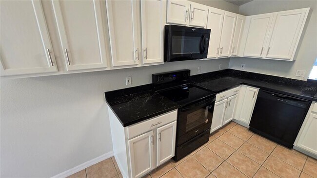 Building Photo - 2350 Blue Sapphire Cir