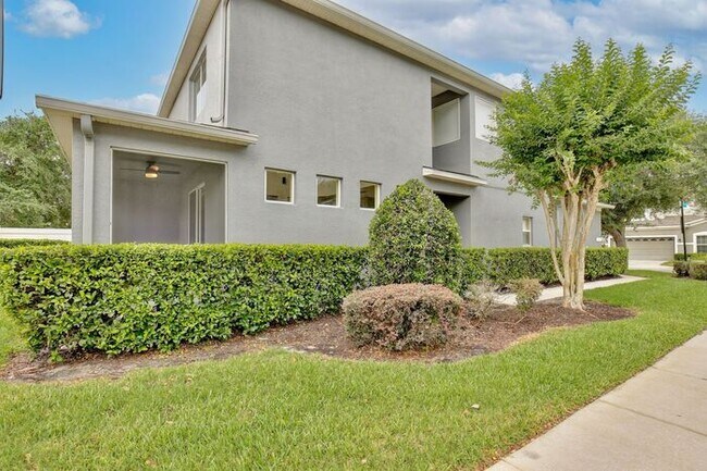 Building Photo - Luxury 3BR/3BA Townhome with 2-Car Garage in Gated Greystone – Sanford