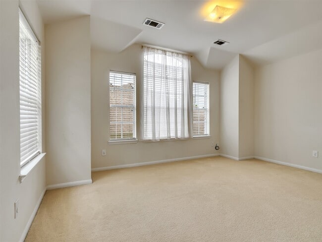 Building Photo - 13315 Georgetown Dr