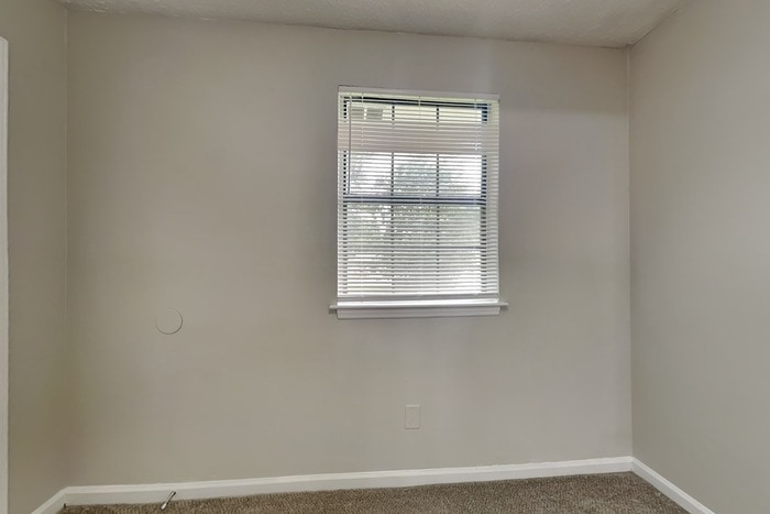 Building Photo - 2093 Drake Ct