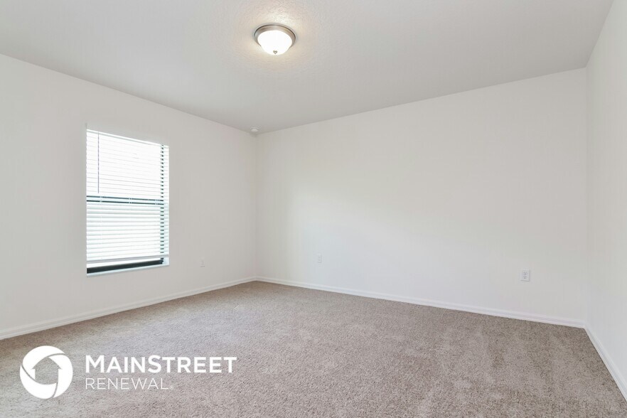 Building Photo - 8512 Silverbell Loop