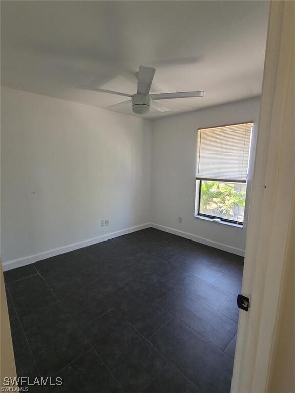 Building Photo - 18200 Phlox Dr