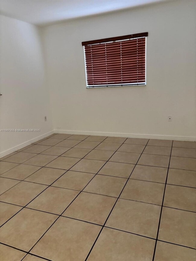 Building Photo - 2860 W 80th St