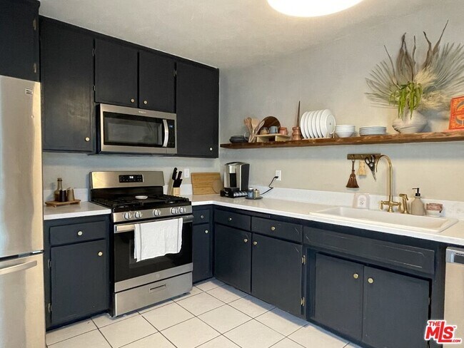 Building Photo - 71658 Cactus Dr