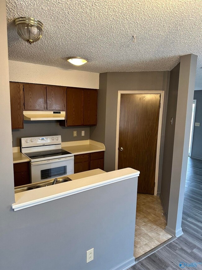Building Photo - 127 Westscott Dr
