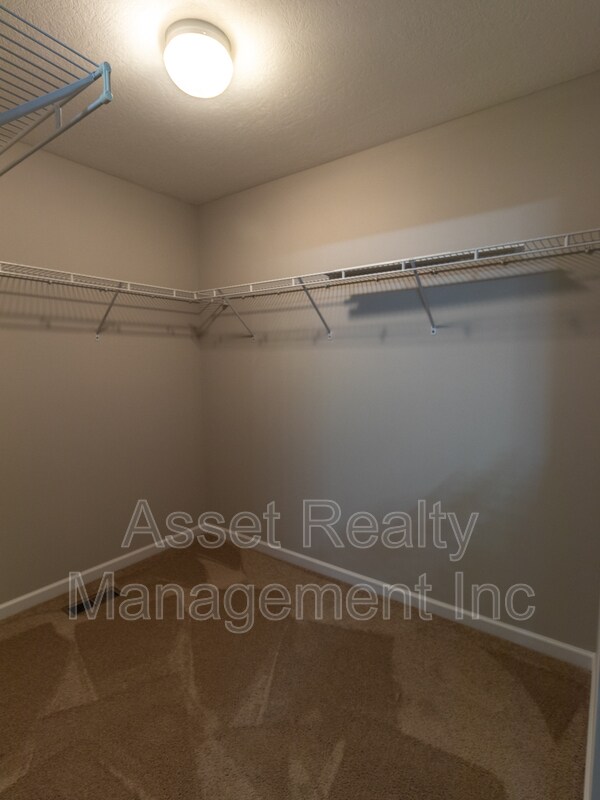 Building Photo - 2123 Cartmill Dr