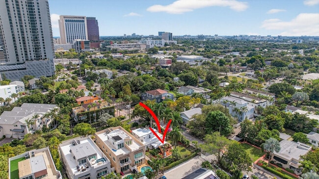 Building Photo - 501 SW 5th St