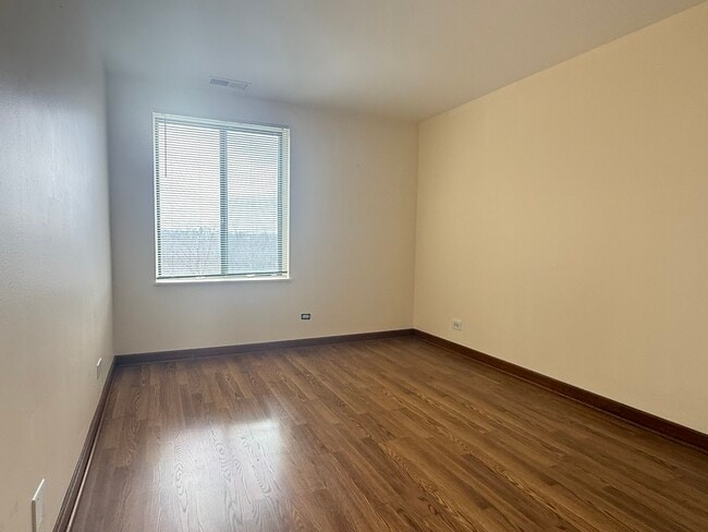 Building Photo - 425 Walnut Creek Rd