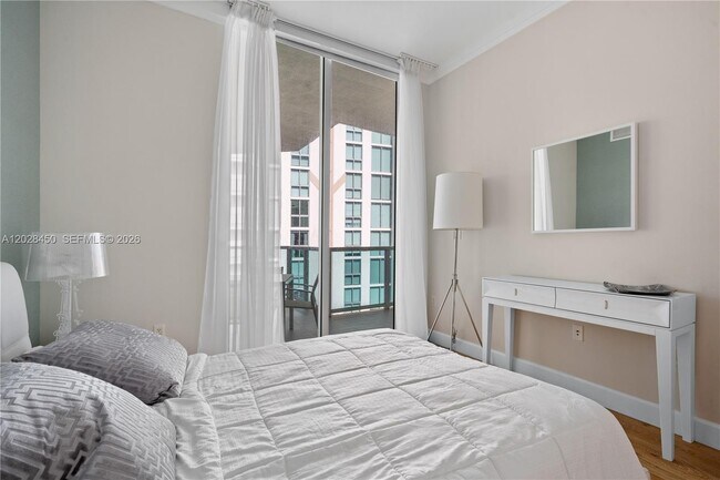 Building Photo - 250 Sunny Isles Blvd