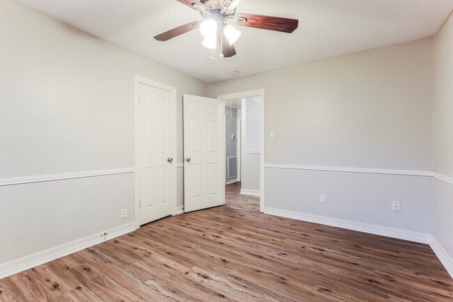 Building Photo - 19427 Atasca Oaks Dr