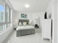 Building Photo - 350 S Miami Ave