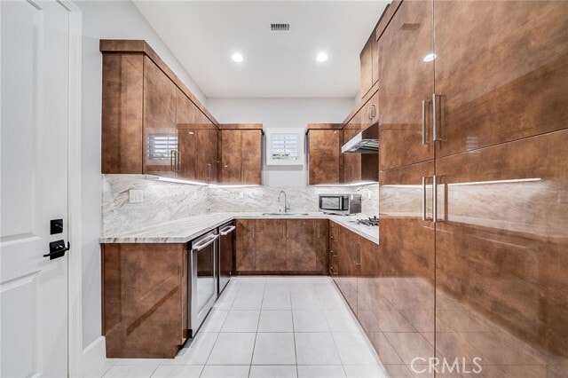 Building Photo - 212 Parkwood