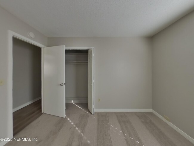 Building Photo - 2036 Pompano Pkwy