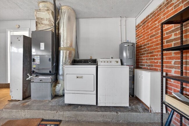 Building Photo - Home For Rent In Orange Park