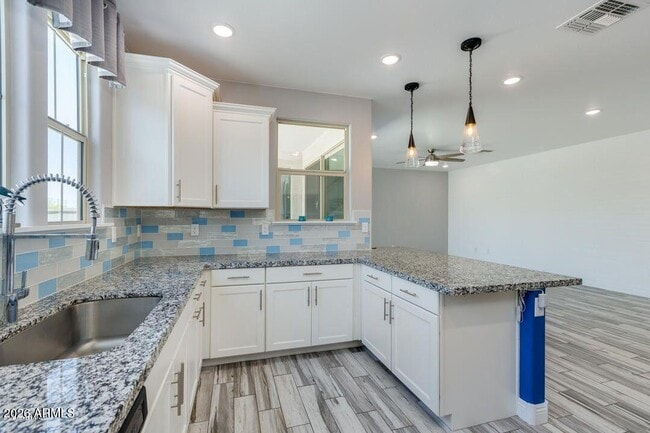 Building Photo - 4961 S Turbine