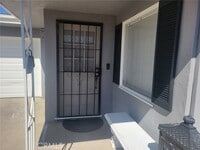 Building Photo - 208 La Plaza