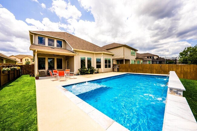 Building Photo - Rental Home w/ a POOL!!!